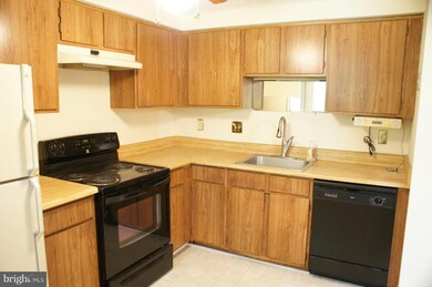 525 Oakmont Ct unit 87, Arnold, MD 21012 - photo 6