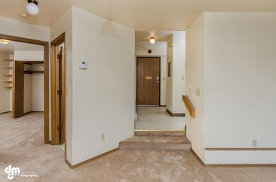 9720 Vanguard Drive 20-large-010-Entrywa