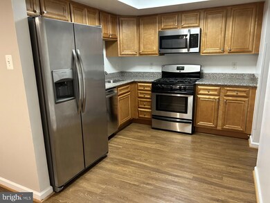 13019 Midsummer Ln, Bowie, MD 20715 - photo 5