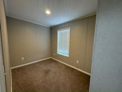 9 Avenue C unit 61, Keansburg, NJ 07734 - photo 5