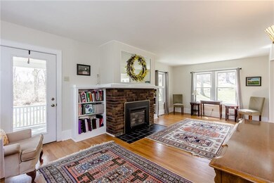 Beautiful hardwood floors & built-in bookshelves