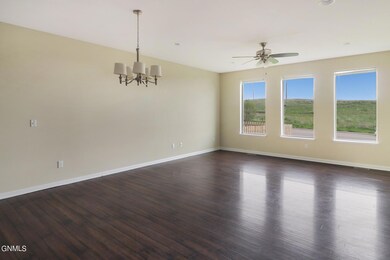 13695 Karen St, Williston, ND 58801 - photo 7