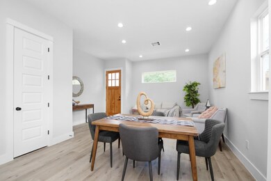 2105 Sam Wilson St unit A, Houston, TX 77020 - photo 5