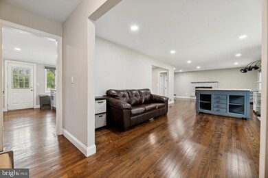 102 Jamestown Rd, Belle Mead, NJ 08502 - photo 7