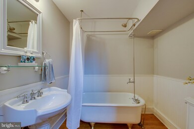112 E Hamburg St, Baltimore, MD 21230 - photo 5