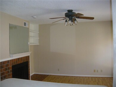 2110 Rio Grande St unit 302, Austin, TX 78705 - photo 5