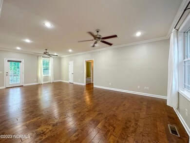 Living/Dining