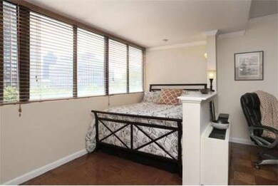 Hawthorne Place Condominium unit 8G, Boston, MA 02114 - photo 4