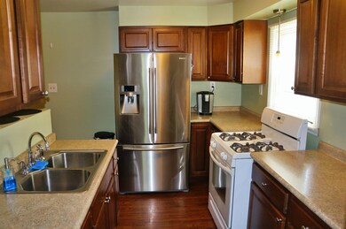 233 N Arbogast St, Griffith, IN 46319 - photo 5