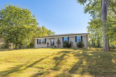 306 Carol Dr, Columbia, TN 38401 - photo 2