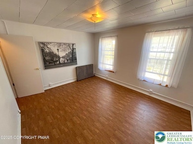 223 North Ave, Jim Thorpe, PA 18229 - photo 5