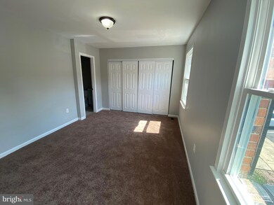 1984 Mayflower Dr, Woodbridge, VA 22192 - photo 6