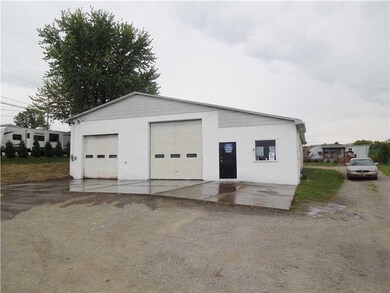 Parking Lot/Garage. Service Garage