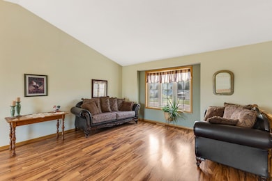 1305 18th St E, Glencoe, MN 55336 - photo 4
