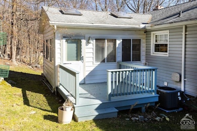 4 Columbus Ave, Putnam Valley, NY 10579 - photo 3