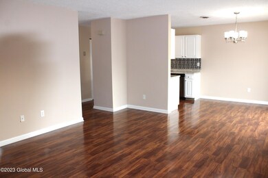 1707 Cambridge Manor Dr, Schenectady, NY 12302 - photo 7