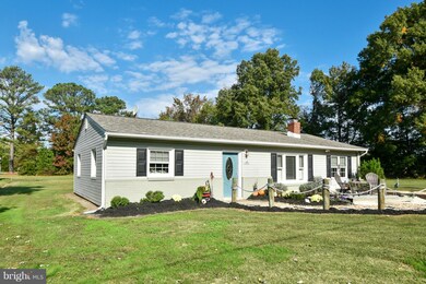 101 Brooks Dr, Colonial Beach, VA 22443 - photo 2