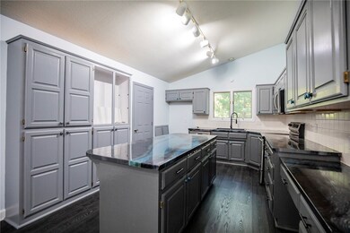 29 Dulverton Dr, Bella Vista, AR 72715 - photo 6