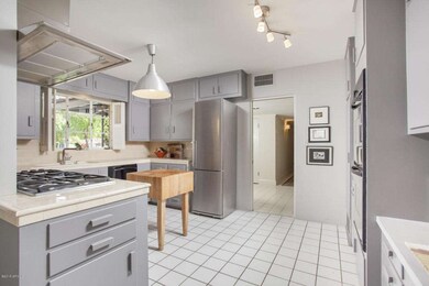 Kitchen2