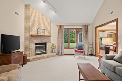 10883 Boulder Cove, New Haven, IN 46774 - photo 5