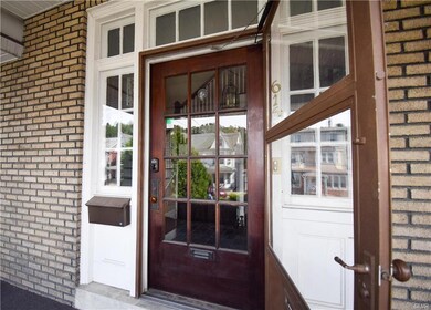 616 E Broad St, Tamaqua, PA 18252 - photo 4