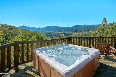 3935 Ravens Den Way, Sevierville, TN 37862 - photo 4