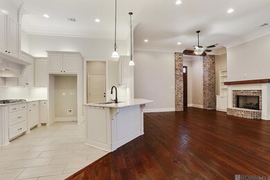 41050 Galvez Trails Blvd, Prairieville, LA 70769 - photo 6