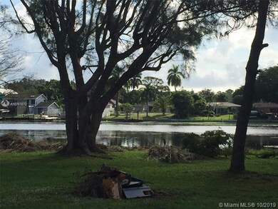 6622 Eastview Dr, Lake Worth, FL 33462 - photo 5