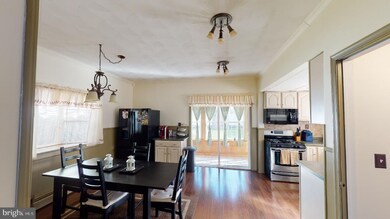 467 Saint Cloud St, Keyser, WV 26726 - photo 3