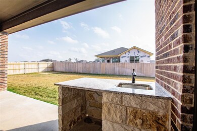 509 Magnolia Dr, Troy, TX 76579 - photo 4