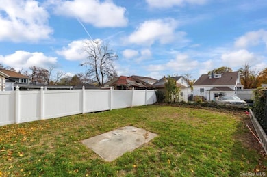 153-12 122nd Ave, Jamaica, NY 11434 - photo 2