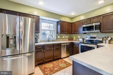 17604 Gatsby Terrace, Olney, MD 20832 - photo 6