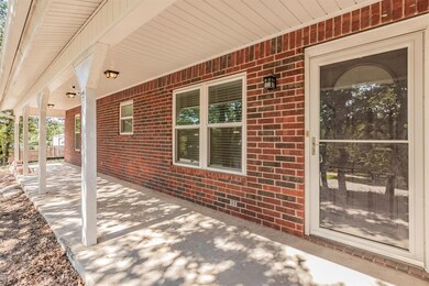 142 Julies Rd, Decatur, TX 76234 - photo 2