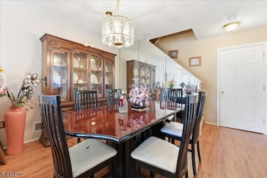 11 Letts Ct, Sayreville, NJ 08872 - photo 5