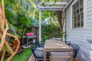 711 Galveston Ln, Key West, FL 33040 - photo 6