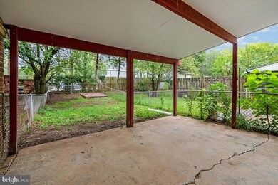 324 Bigley Ave, Halethorpe, MD 21227 - photo 6