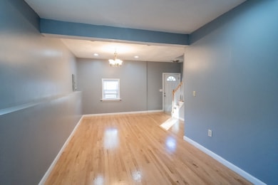 76 W 3rd St, Lowell, MA 01850 - photo 5