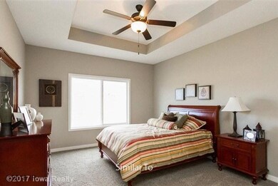 5609 Prairie Grass Dr, Johnston, IA 50131 - photo 6