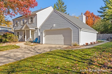 2526 Birchcrest Dr SE, Grand Rapids, MI 49506 - photo 2