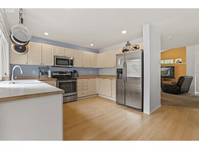 13616 SE 155th Dr, Clackamas, OR 97015 - photo 7