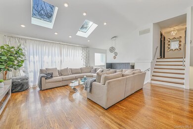 972 S End, Woodmere, NY 11598 - photo 6