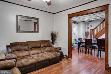 3426 Ridgeway St, Reading, PA 19605 - photo 4