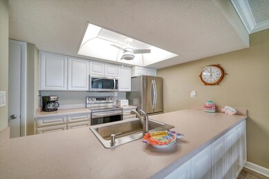 450 S Gulfview Blvd unit 704, Clearwater Beach, FL 33767 - photo 7