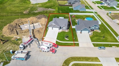 118 Goldcrest Ct, Waterloo, IA 50701 - photo 6