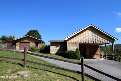 1934 Ball St, Tazewell, TN 37879 - photo 3