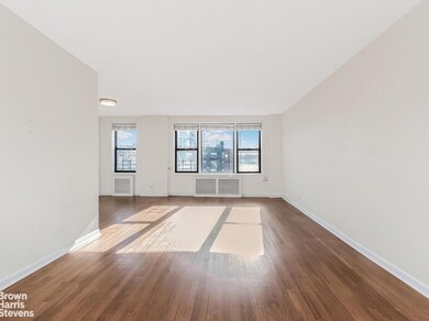 645 W 239th St unit 6C, Bronx, NY 10463 - photo 2