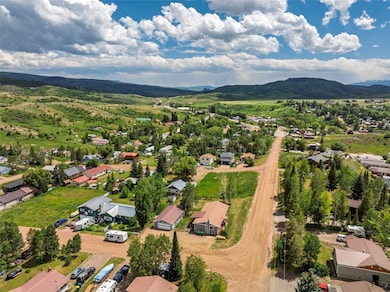 302 4th St, Oak Creek, CO 80467 - photo 2