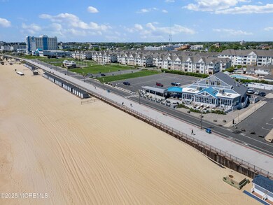 beach, great lawn, promenade steps away