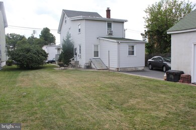 311 E 2nd St, Lansdale, PA 19446 - photo 6