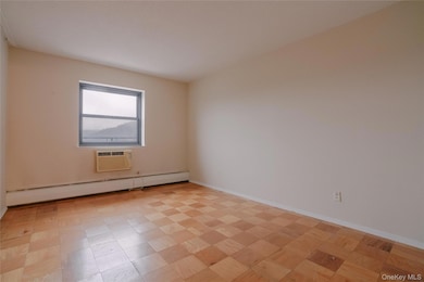 Diplomat Towers unit 8M, Mount Kisco, NY 10549 - photo 3